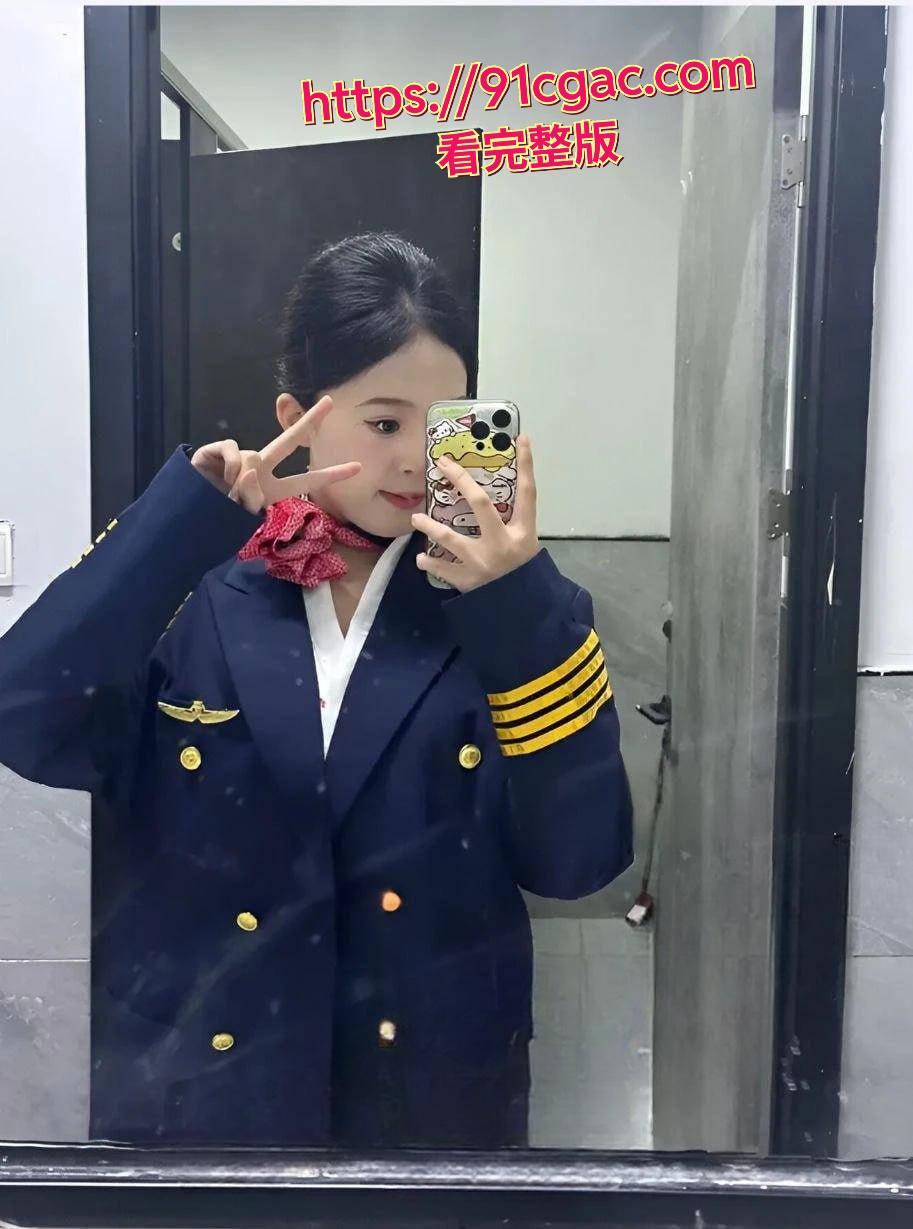 广州民航学院校花贾明爽不雅视频流出，高冷女神私密调教玩法曝光，尺度惊人！-2