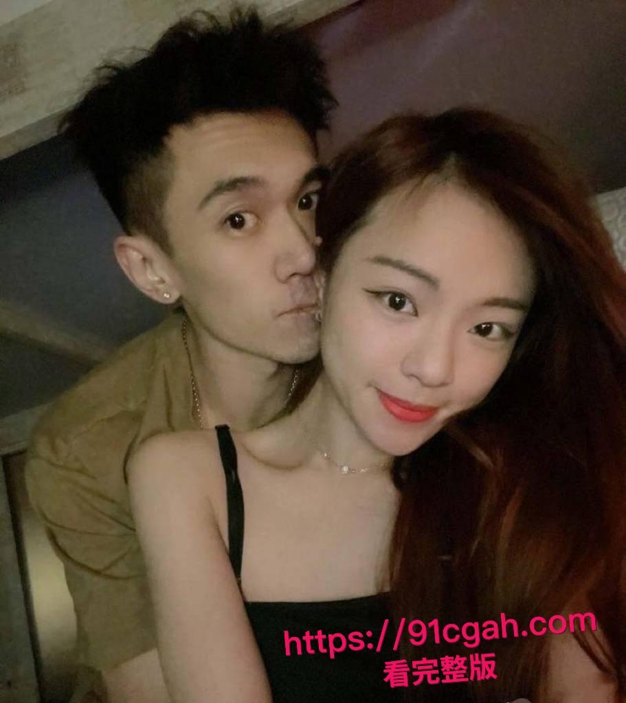 香港幼师王露兒勾引学生家长视频流出 自拍骚逼求包养 私生活混乱 游走在各种男人之间 骚的一逼-1