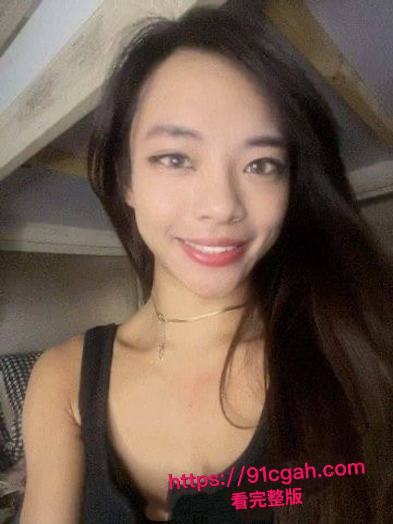 香港幼师王露兒勾引学生家长视频流出 自拍骚逼求包养 私生活混乱 游走在各种男人之间 骚的一逼-8