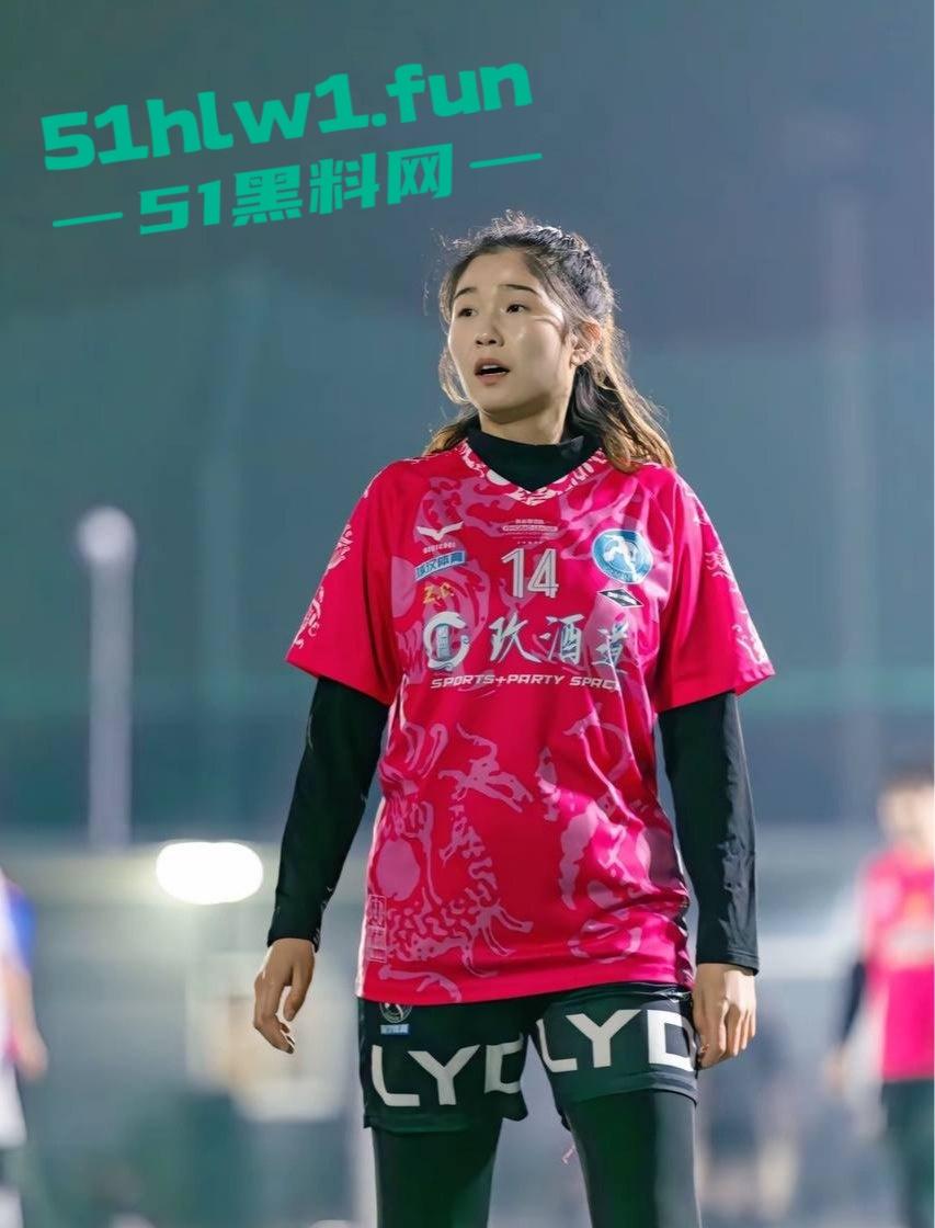 广州豹足球队员【唐天翼】深陷出轨门,被女友举报睡女足【马丹娜】深夜实锤证据传爆全网,绿帽风暴刮遍圈内!-8