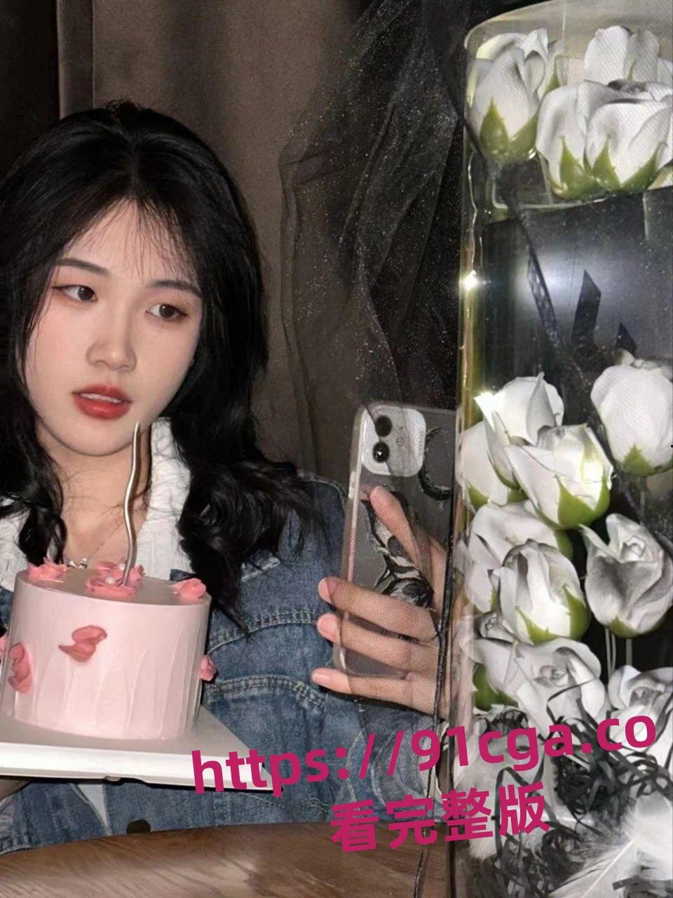 云南省04年母狗【王馨悦】被爆脚踏几条船钓鱼、养鱼勾引富二代！-2