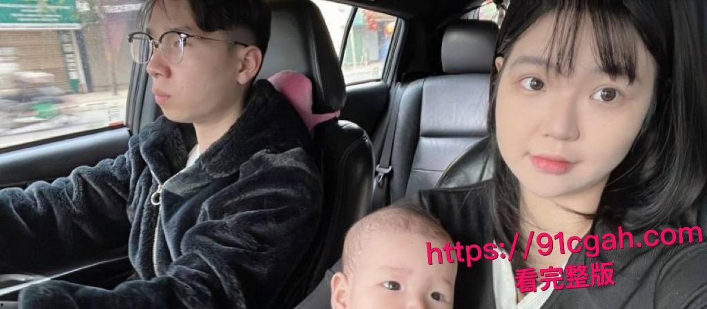 越南已婚人妻 阮守江 公交车骚逼人尽可夫 河内街头少妇求操 丰满大奶任人肏爆!-1