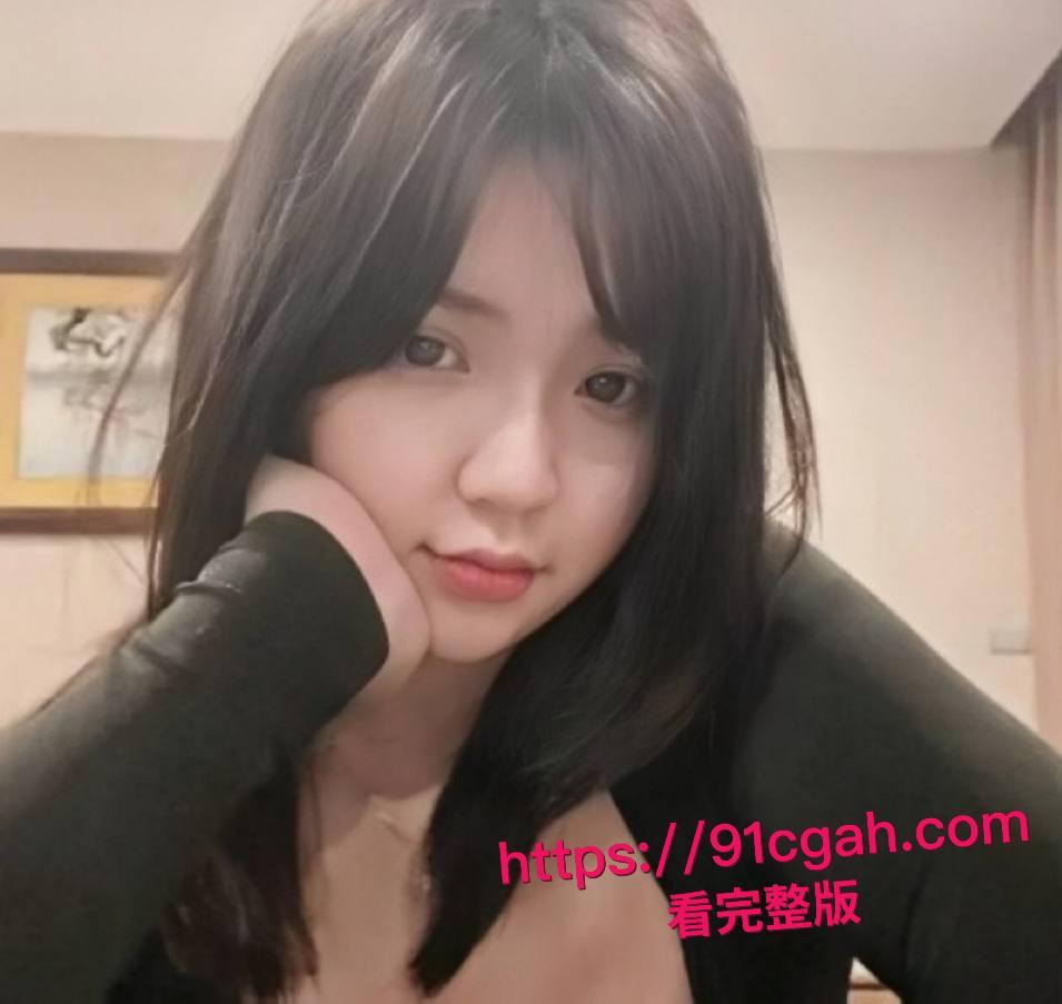 越南已婚人妻 阮守江 公交车骚逼人尽可夫 河内街头少妇求操 丰满大奶任人肏爆!-2