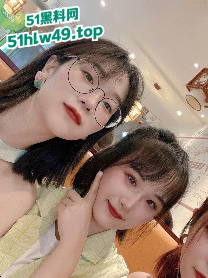 医科大学研究生【宦雅昕】继裸照风波后大尺度私照又被曝出,黑丝美腿被调教,酒店里被猛操到高潮喷水。-5