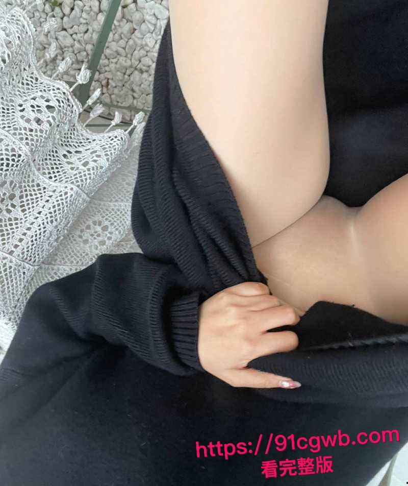 全网爆火高铁短发女孩大瓜!抖音真铁蛋被实锤为女主 私下各种大胆露出 高铁口交户外放尿 为了流量毫无底线!-21