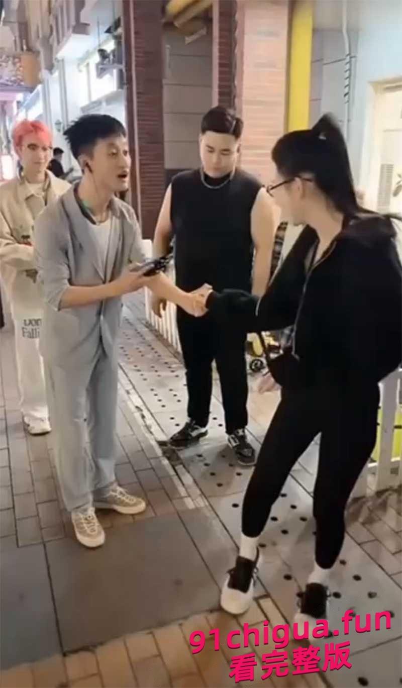 网红祁天道曾因诈骗获刑4年,出狱后低俗直播再次被拘留-4