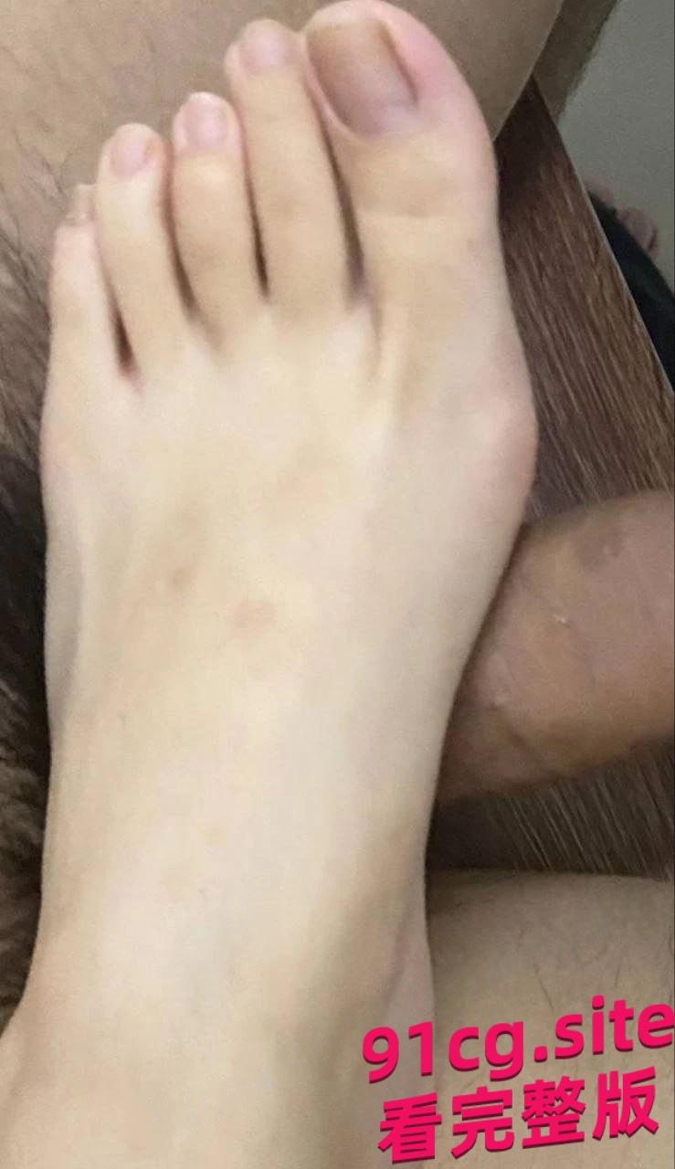 云南大学小情侣教室激战视频流出!没钱开房夜夜开灯搞!-3