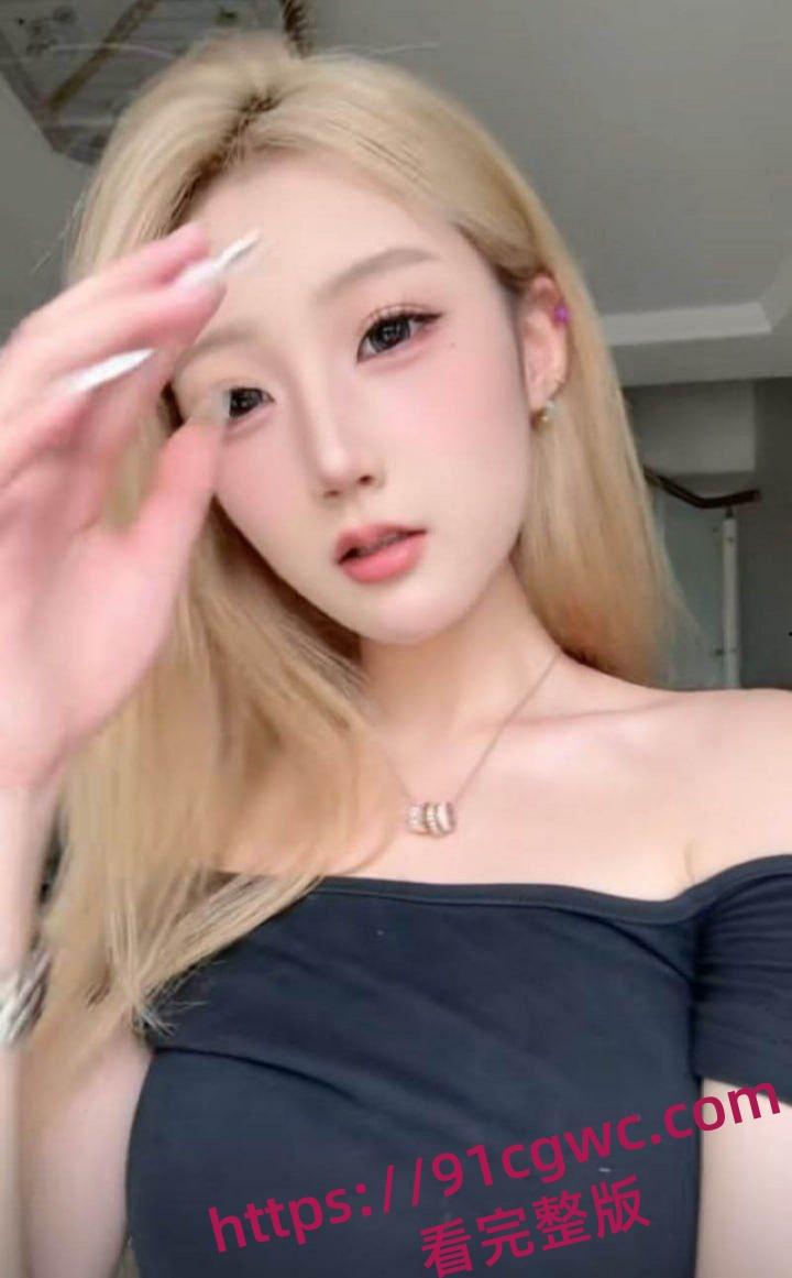 抖音小网红开心小椰子 直播与男友做爱娇喘曝光 坚持一分多钟才封号 榜一大哥定制剧情淫叫入耳太上头!-3