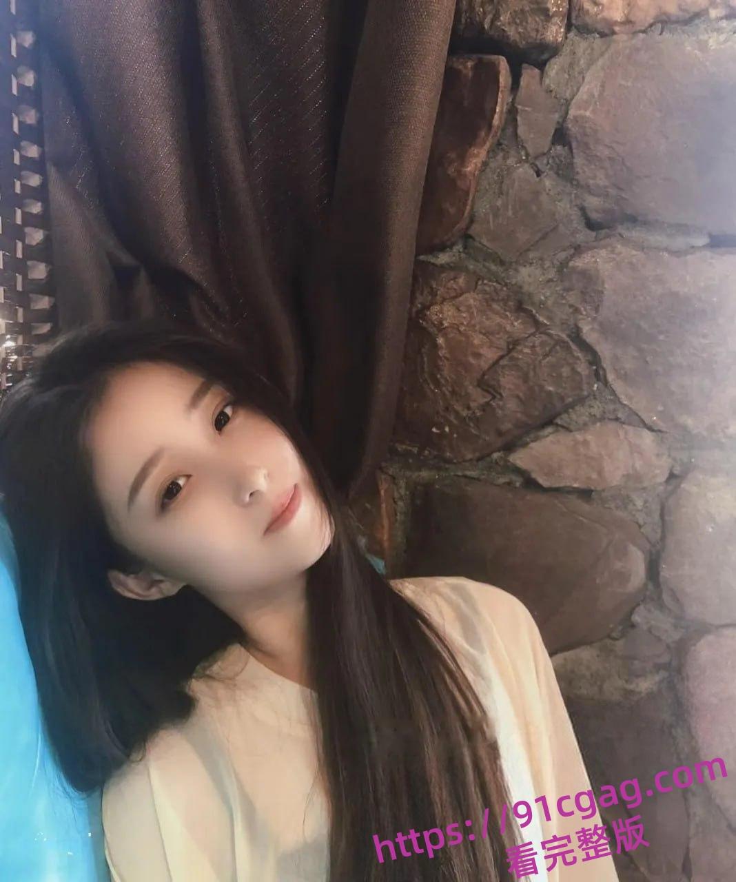 哈尔滨大学极品校花宋婷！高颜值美少女不雅视频流出，反差太大跪地嗦鸡巴求无套后入-5