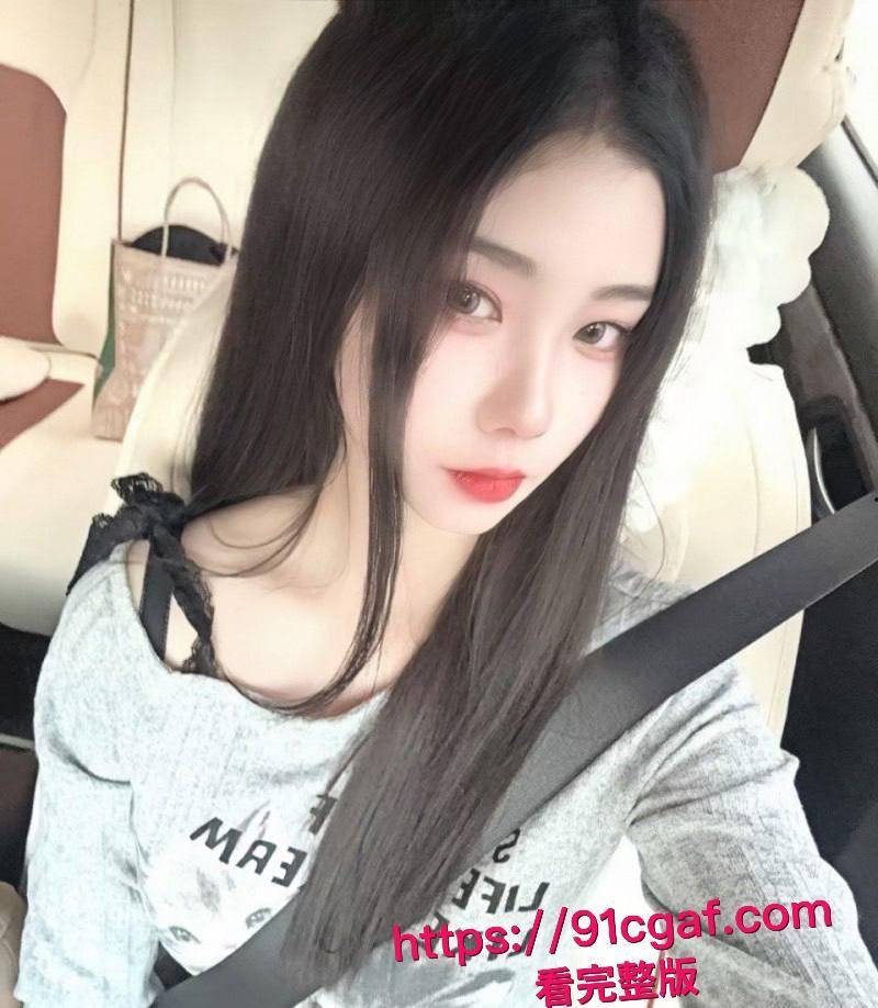 四川成都反差人妻 杨琴 背着老公与大屌偷情 被疯狂抽插尖叫连连 反差感十足！-1