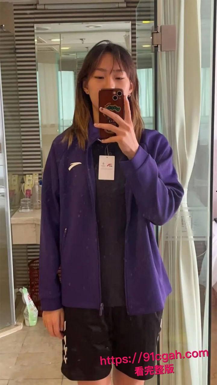 合肥师范学院手球队李旗酒店约炮视频火遍全网 清纯女神被鞭打调教 后入爆操肥臀高潮迭起 画面淫荡不堪-1