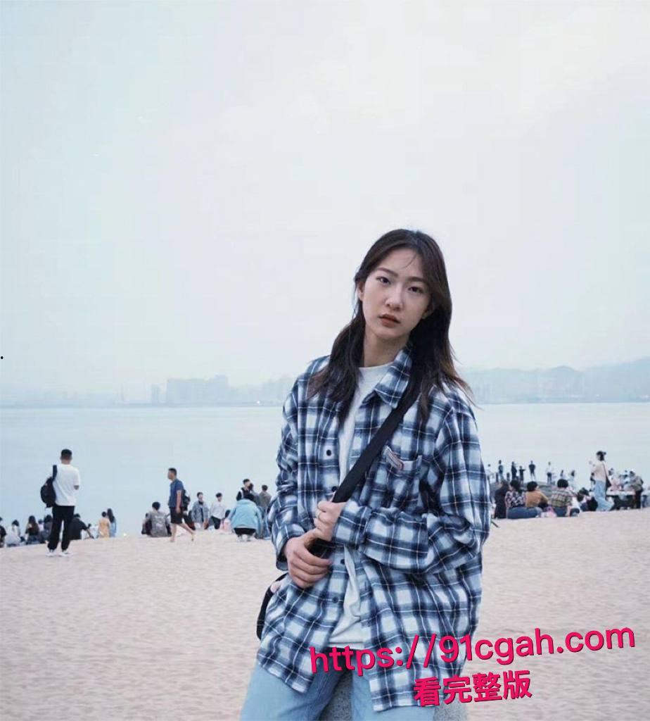 合肥师范学院手球队李旗酒店约炮视频火遍全网 清纯女神被鞭打调教 后入爆操肥臀高潮迭起 画面淫荡不堪-5