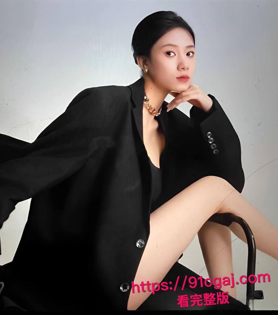 分手报复曝光！极品模特女友李慧玲酒店做爱视频流出，骚婊子被前男友操得浪叫连连，兄弟们快来看她多贱！-3