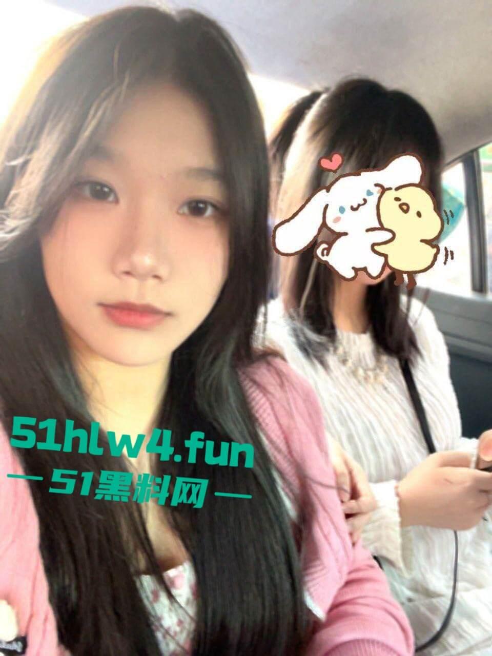 抖音同城撩骚，认识的反差学生妹【周雨婷】御姐身材嫩妹女神，被大叔调教成母狗性爱自拍流出。-5